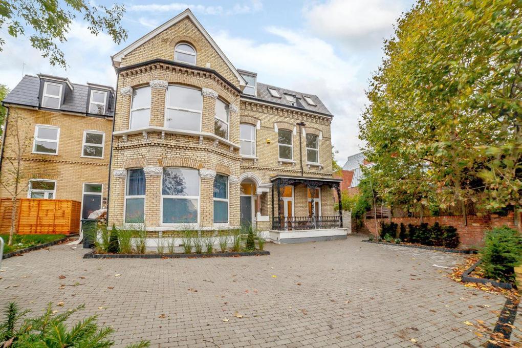 Modern&light 2 bed flat in SW2 Lejlighed London Eksteriør billede